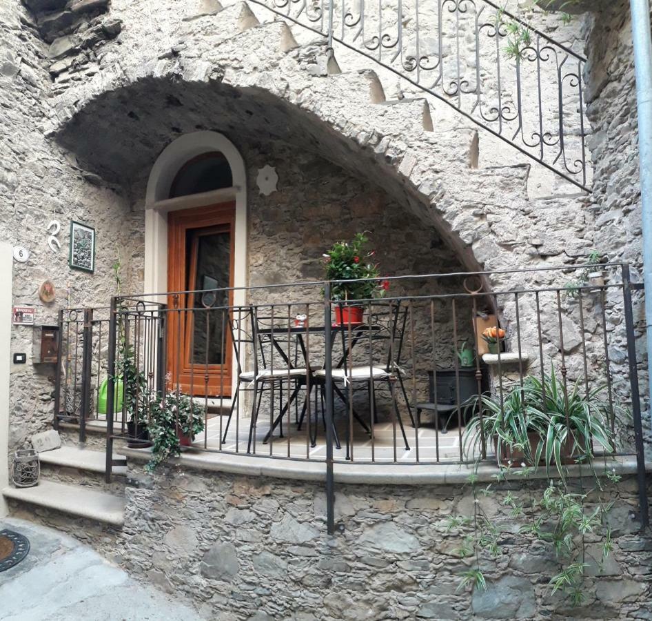 Arve Castelbianco - B&B E Appartamento Colletta Exterior foto